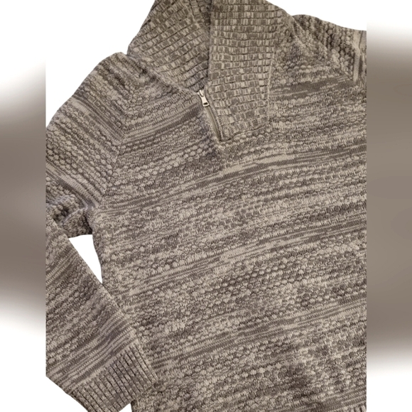 QUARTER ZIP APRES PULLOVER - Picture 6 of 10